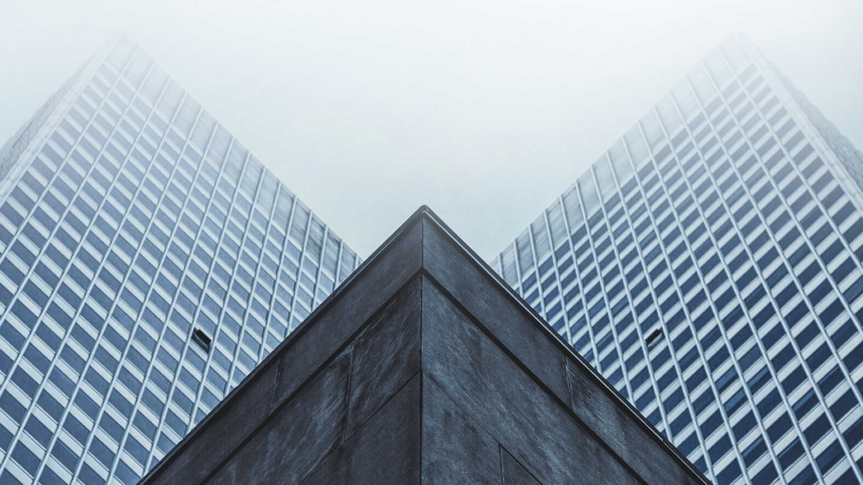 Explore how a Claims Management Company helps policyholders navigate complex property damage insurance claims and why insurance brokers recommend them.
